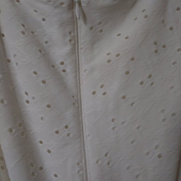 London Times Women's Inset Waist Midi Fit and Flare Dress - Picture 9 of 13